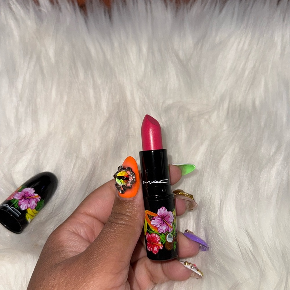 Mac love at first bite